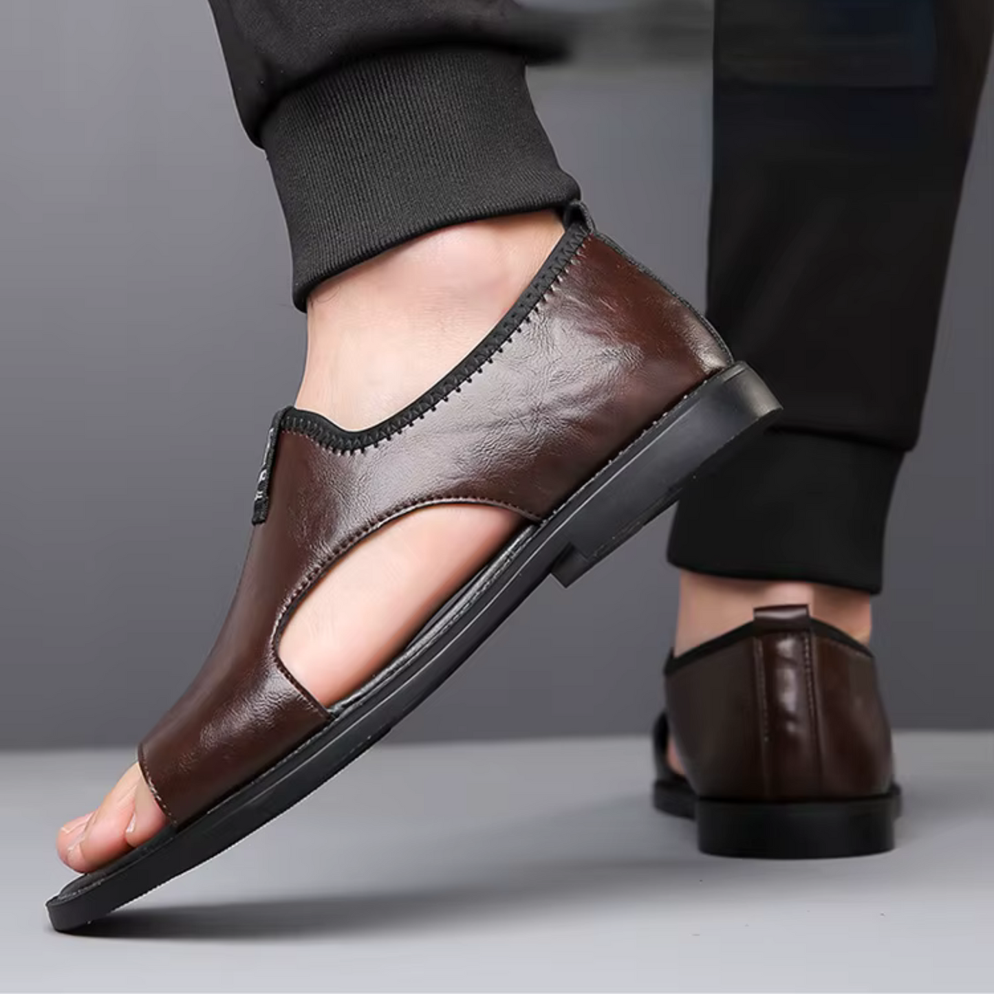 Sandalias Planas de Cuero para Hombre | Elegantes, Cómodas y Resistentes